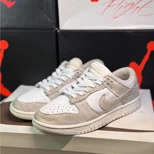 Nike Dunk Size 6.5 Woman’s